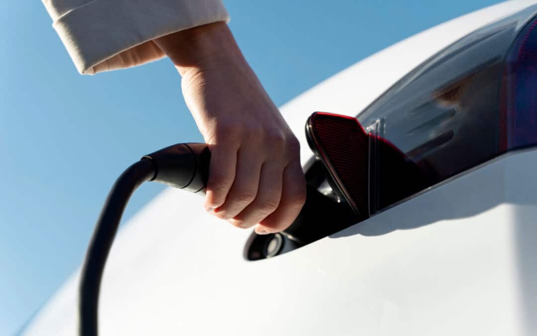 E-Mobilität in der Eigentümergemeinschaft: Gesetzlicher Anspruch und praktische Umsetzung