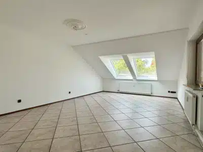 Wunderschöne 3-Zimmer-Wohnung auf dem Buckenberg!, 75175 Pforzheim, Dachgeschosswohnung